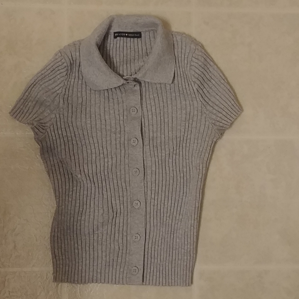 Grey cropped buttondown
